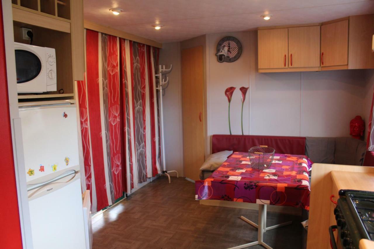 Les mobiles Homes de la Palmyre Les Mathes Extérieur photo